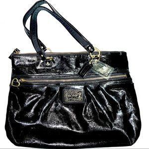 Coach black patten leather L hobo shoulder bag